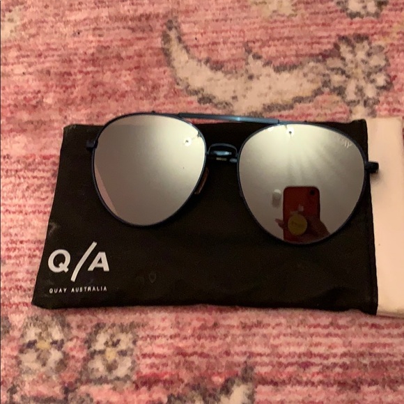 Quay Australia Accessories - QUAY AUSTRALIA POLARIZED SUNGLASSES